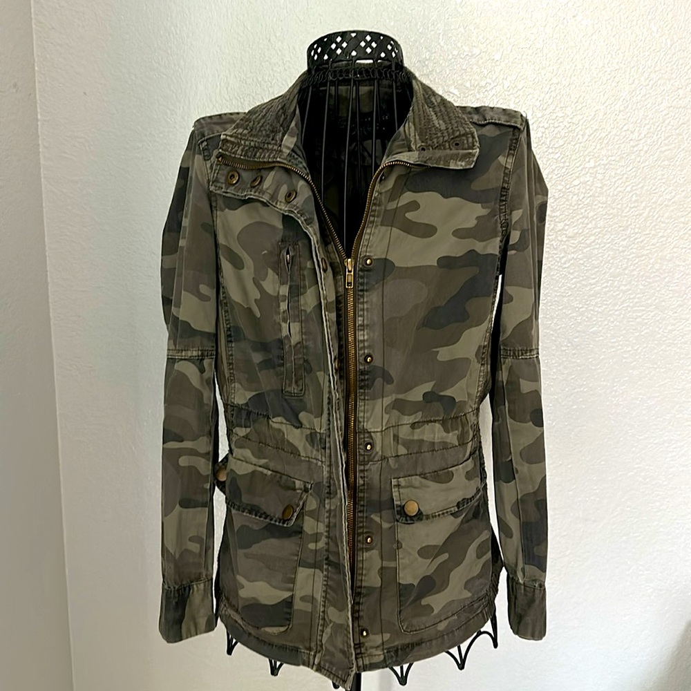 EUC Women’s Utility Jacket